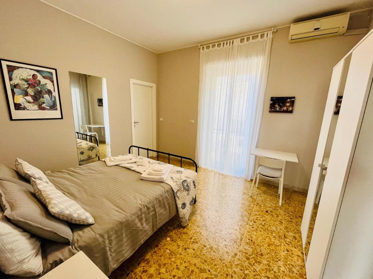 La Terrazza Di Sant'Agata Daire Katanya Dış mekan fotoğraf