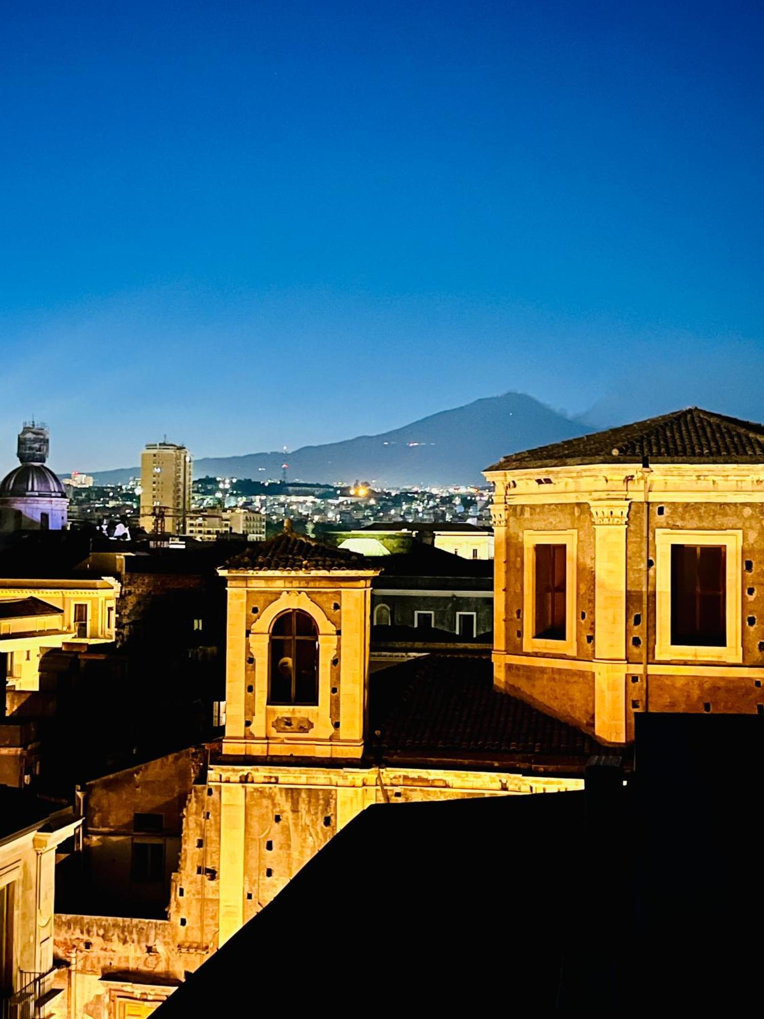 La Terrazza Di Sant'Agata Daire Katanya Dış mekan fotoğraf